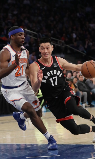 Raptors rout Knicks again, win 117-92 without Leonard